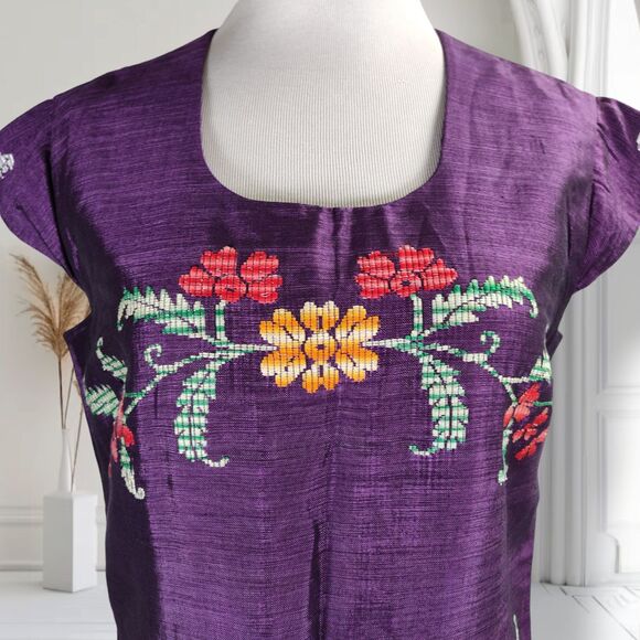 Vintage 60s Embroidered Sharkskin Shift Dress Size L Cap Sleeve Purple Mexican - Picture 7 of 16